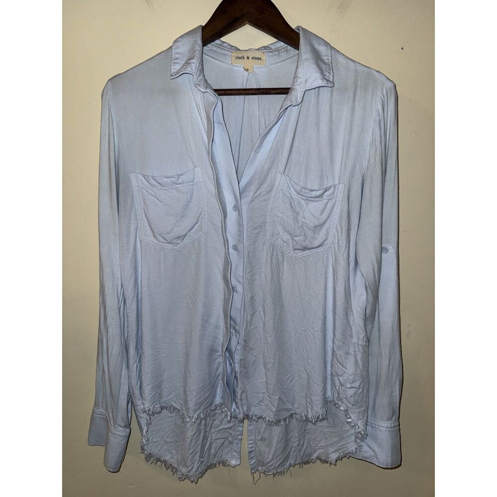 Cloth & Stone Anthropologie Light Blue Frayed Hem Split Back Button Down Shirt S